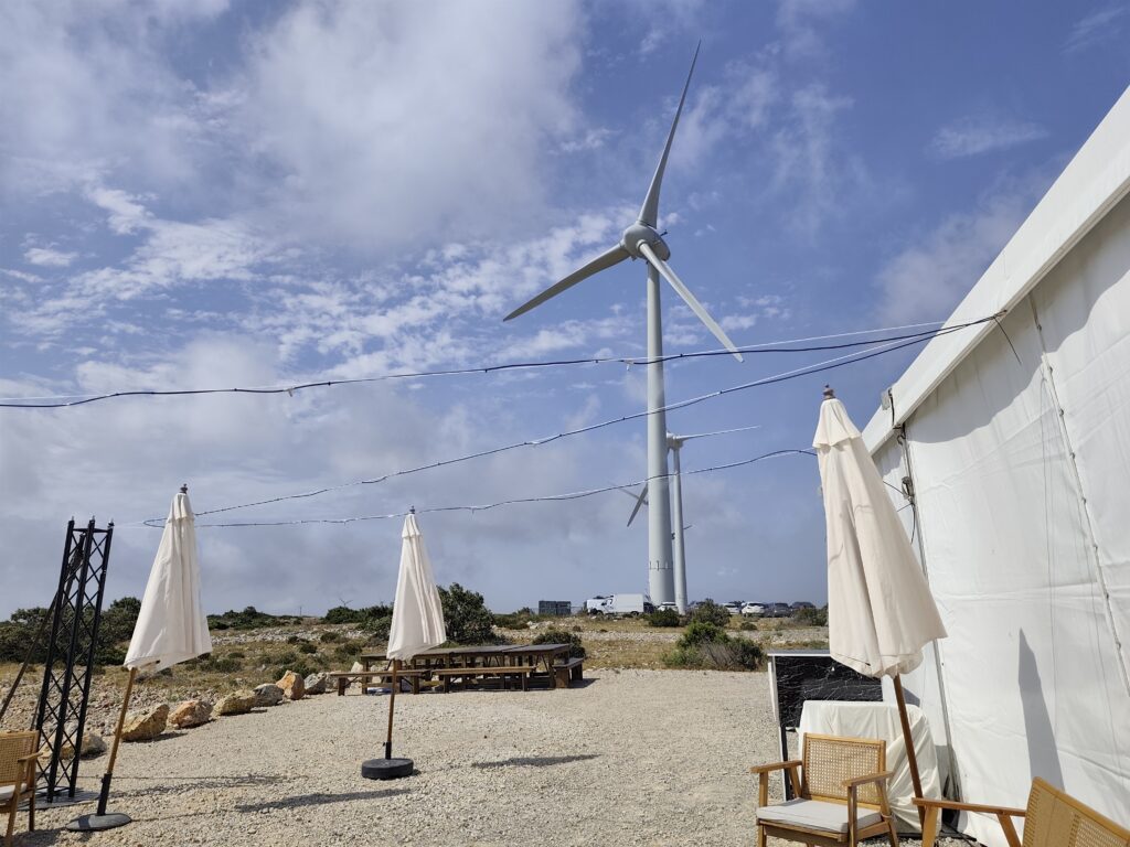 Rampe de Brumisation aux pieds des éoliennes